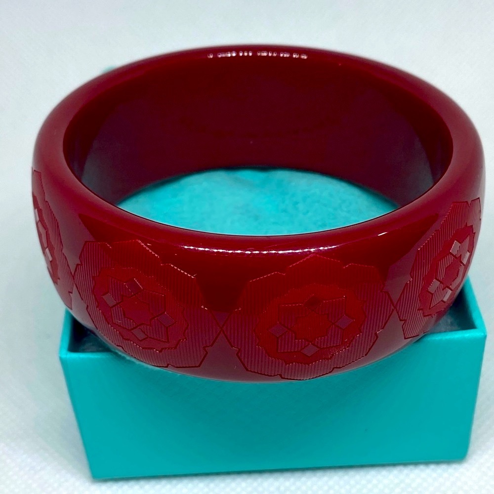 Zegille‎ bangle